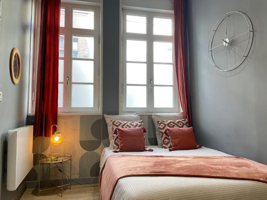 Studio Vieux Valenciennes Luaran gambar